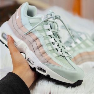 Nike air max moon particle size 8.5 women’s